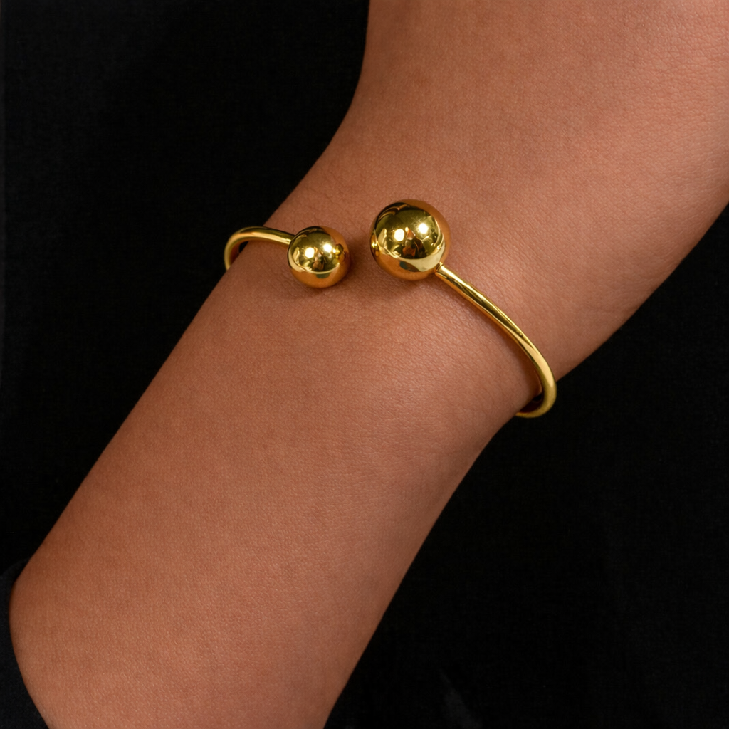 Bracciale Rigido Minimal con Sfere – Gold & Silver | Eleganza Moderna Donna